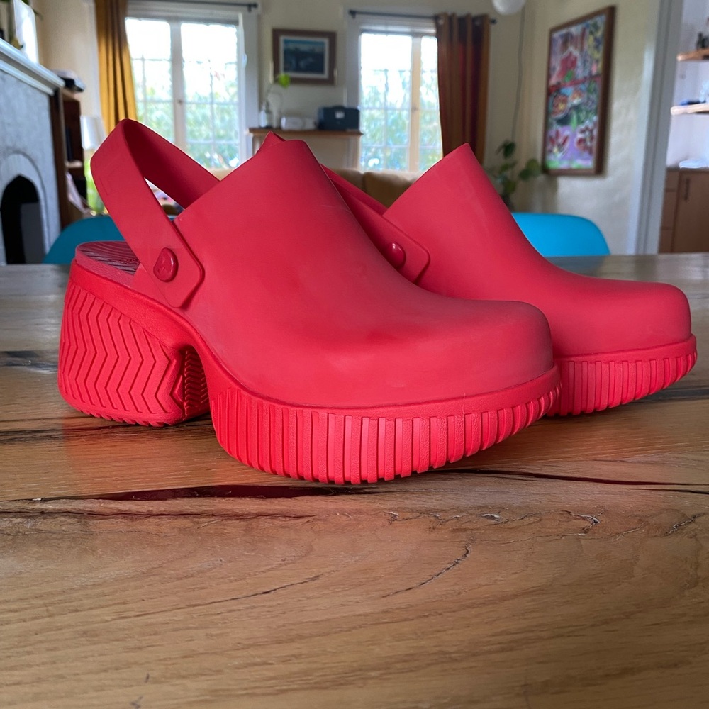 Sorel Ona Streetwear Clogs - Size 9